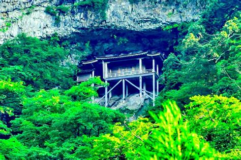 三合佛寺|投入堂